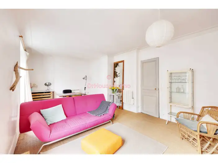 Appartement 2 pièces de 50 m² - Paris (75011)