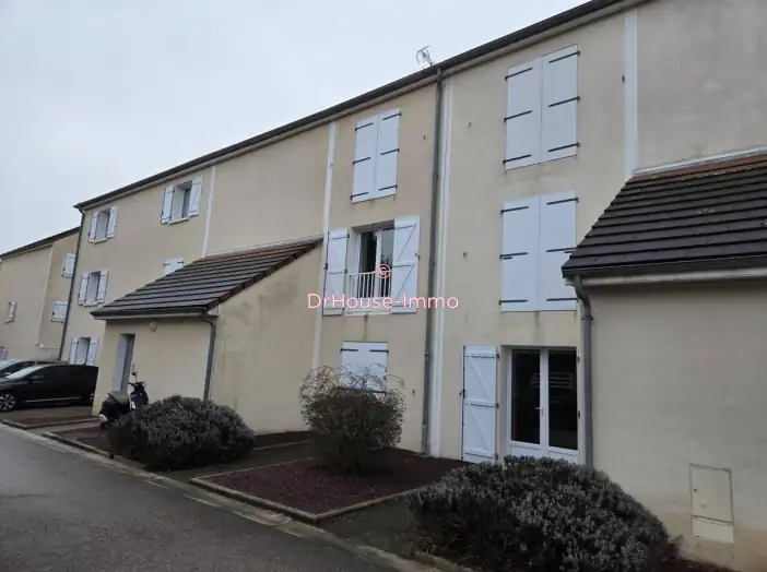 Appartement 1 pièce de 27 m² - Troyes (10000)