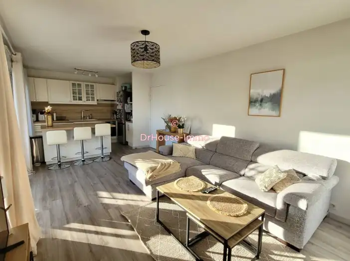 Appartement 3 pièces de 65 m² - Joué-lès-Tours (37300)