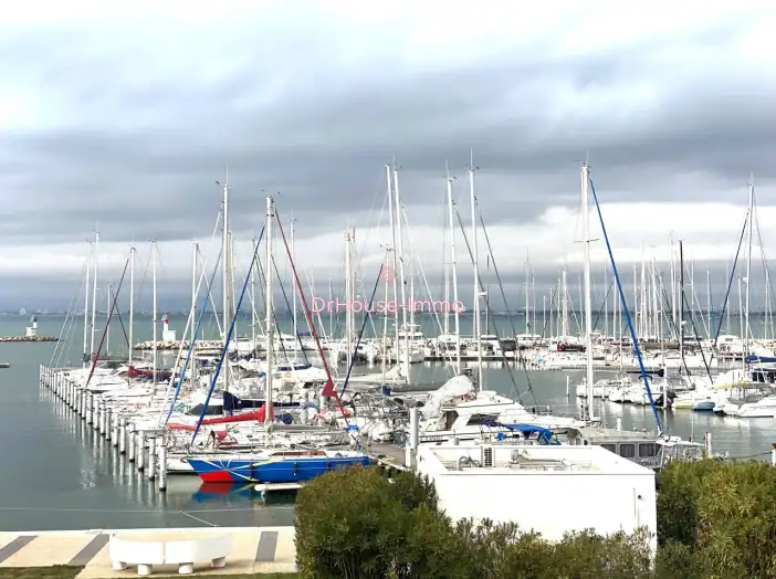 Appartement 2 pièces de 30 m² - Port Camargue (30240)