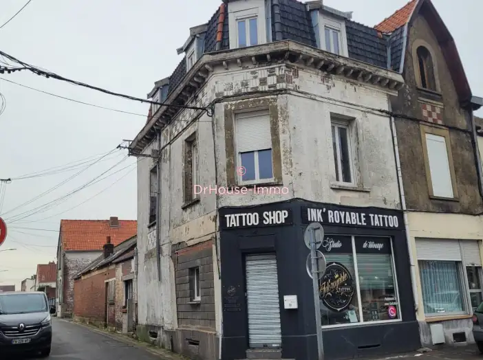Immeuble 3 pièces de 170 m² - Bruay-la-Buissière (62700)