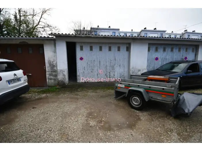 Parking / Box de 34 m² - Mérignac (33700)