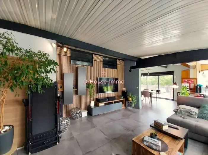 Image des la section Servies