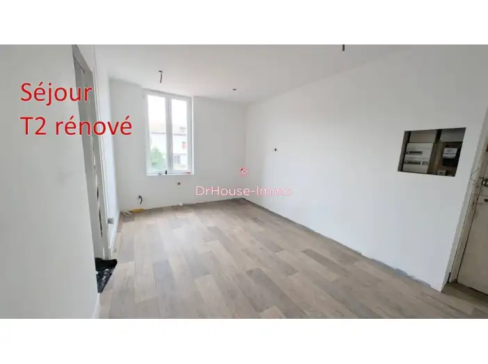 Immeuble 4 pièces de 92 m² - Saint-Étienne (42100)