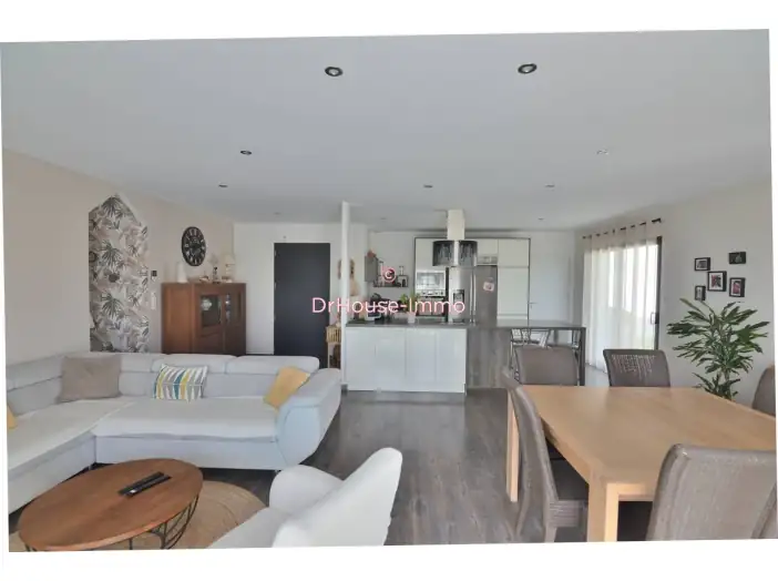 Maison 5 pièces de 124 m² - Vairé (85150)