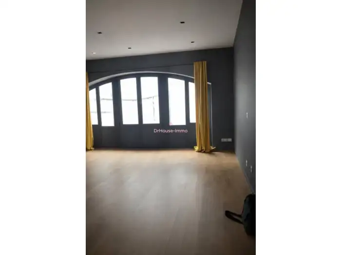 Appartement 3 pièces de 74 m² - Lille (59000)