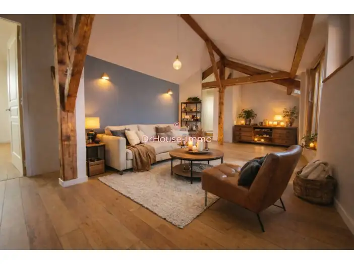 Appartement 5 pièces de 73 m² - Saint-Étienne (42000)