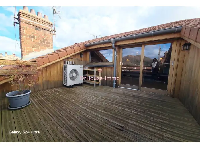 Appartement 5 pièces de 73 m² - Saint-Étienne (42000)