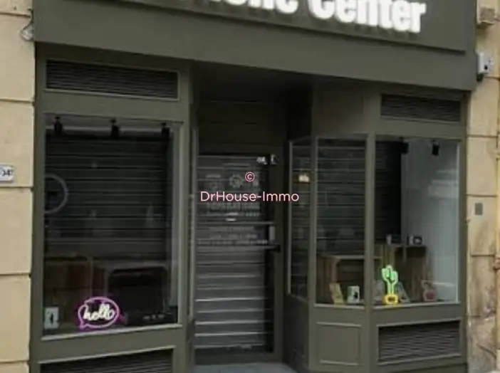 Commerce 2 pièces de 50 m² - Lyon (69006)