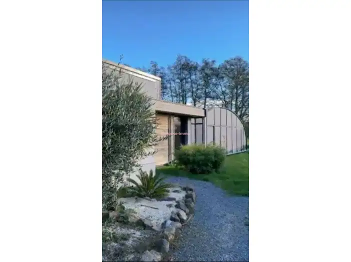 Maison 6 pièces de 129 m² - Blainville-sur-Mer (50560)