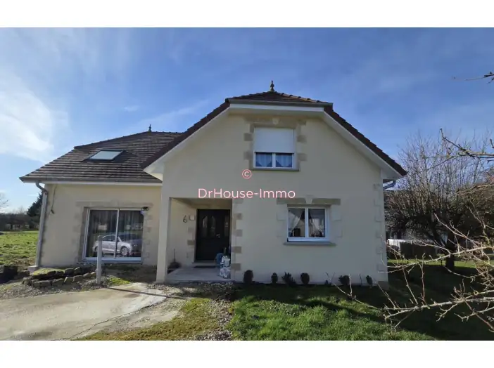 Maison 6 pièces de 156 m² - Lusigny-sur-Barse (10270)