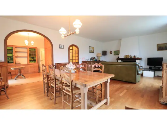 Maison 5 pièces de 118 m² - Le Haillan (33185)