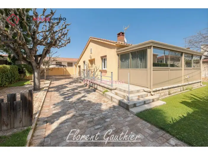 Maison 5 pièces de 136 m² - Pertuis (84120)