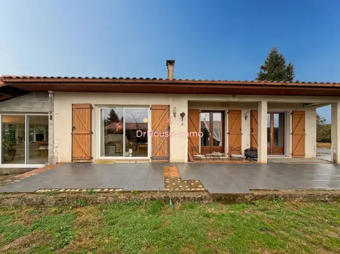 Maison 5 pièces de 122 m² - Goos (40180)