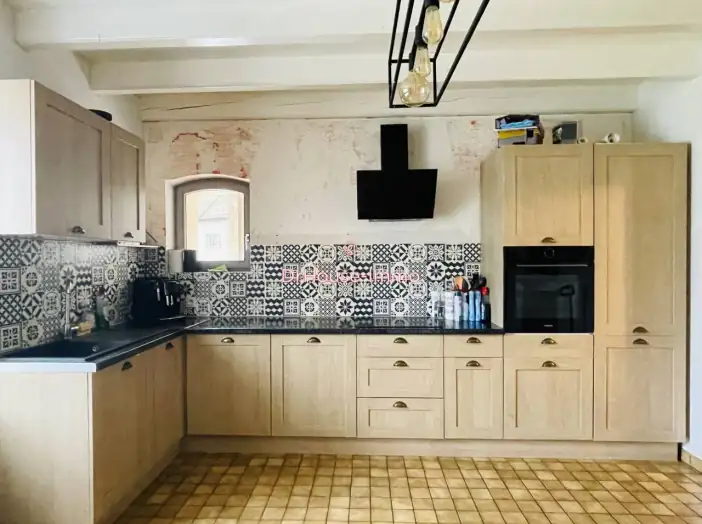 Maison 7 pièces de 237 m² - Rozerotte (88500)