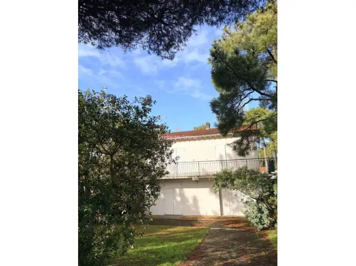 Image des la section Servies