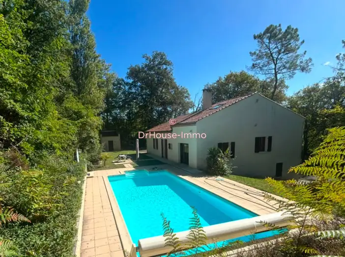 Image des la section Servies