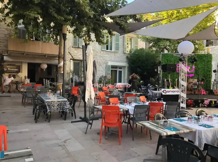 Commerce de 82 m² - La Colle-sur-Loup (06480)