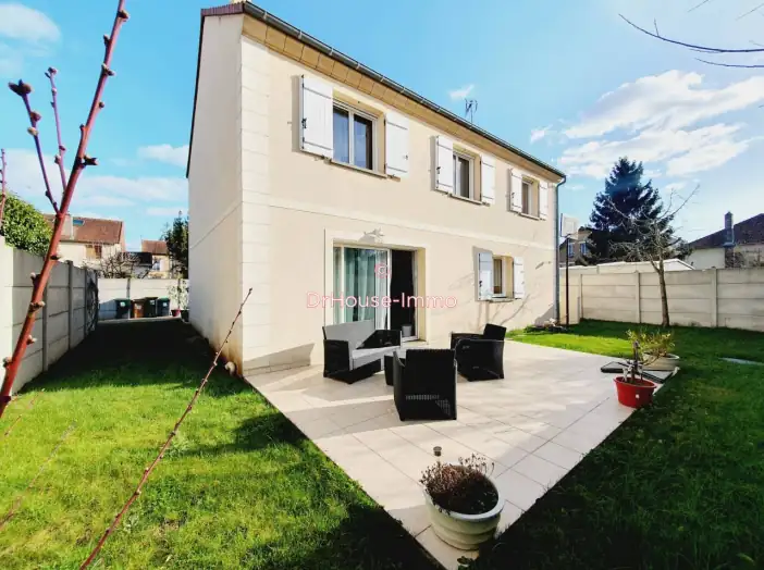 Maison 7 pièces de 142 m² - Franconville (95130)