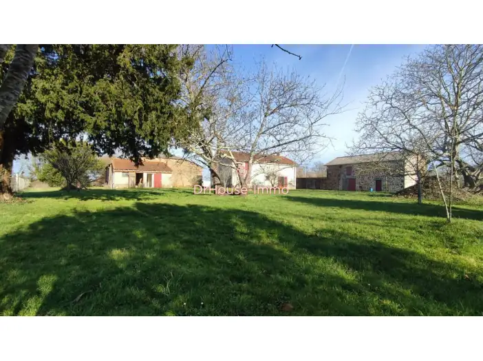 Maison 4 pièces de 117 m² - Availles-Limouzine (86460)