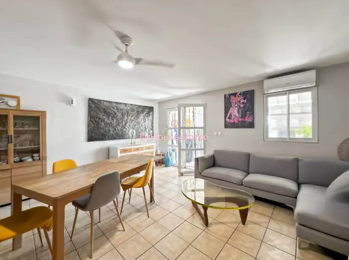 Maison 4 pièces de 120 m² - Saint-Martin (97150)