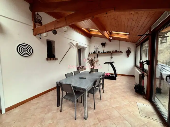 Maison 6 pièces de 110 m² - Limay (78520)