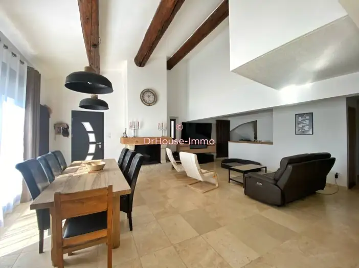 Image des la section Servies