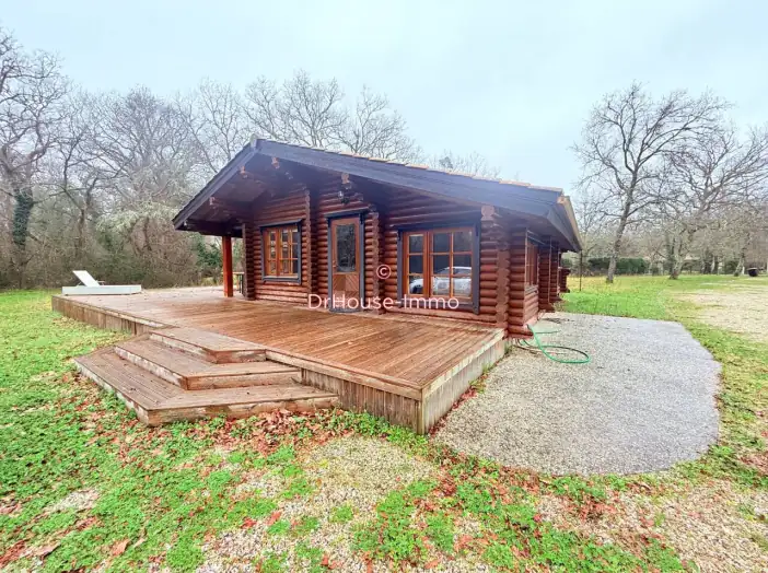 Maison 4 pièces de 76 m² - Vendays-Montalivet (33930)