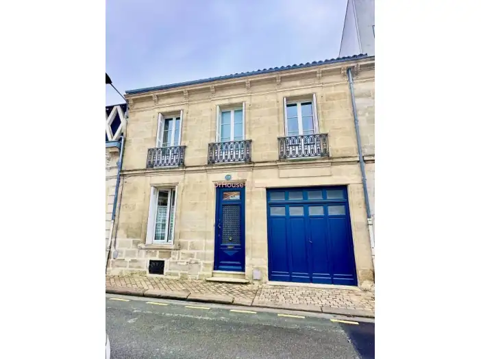 Maison 7 pièces de 160 m² - Bordeaux (33000)