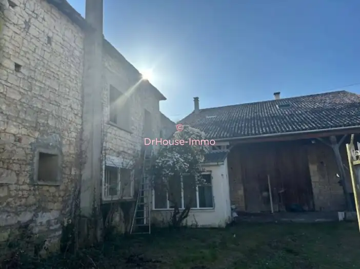 Maison 5 pièces de 99 m² - Bonneuil-Matours (86210)