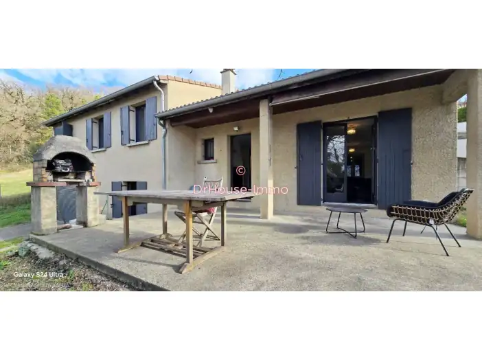 Maison 6 pièces de 120 m² - Saint-Maurice-l'Exil (38550)