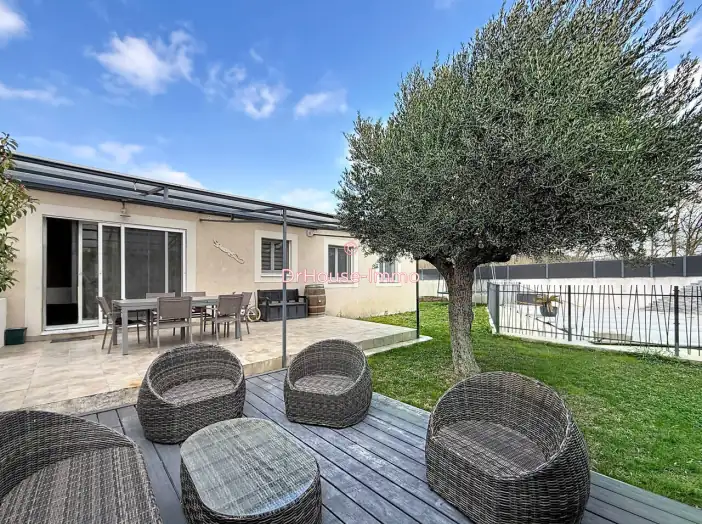 Maison 5 pièces de 100 m² - Saint-Victoret (13730)