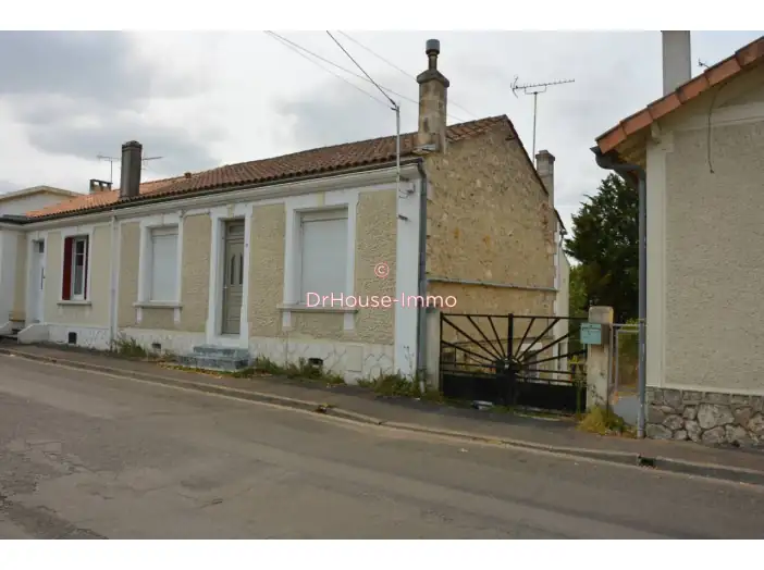 Maison 4 pièces de 80 m² - Angoulême (16000)