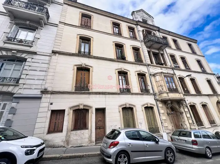 Appartement 1 pièce de 21 m² - Saint-Étienne (42000)