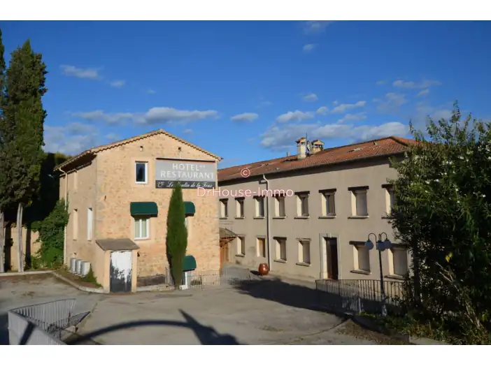 Hôtel particulier de 1 665 m² - Draguignan (83300)
