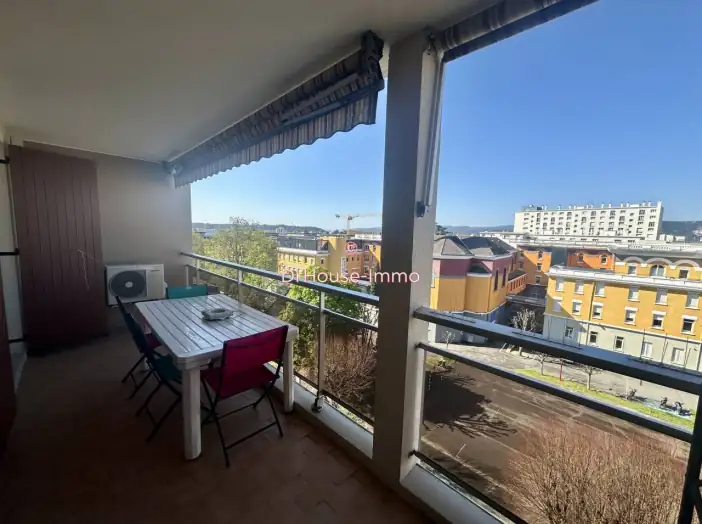 Image des la section Servies