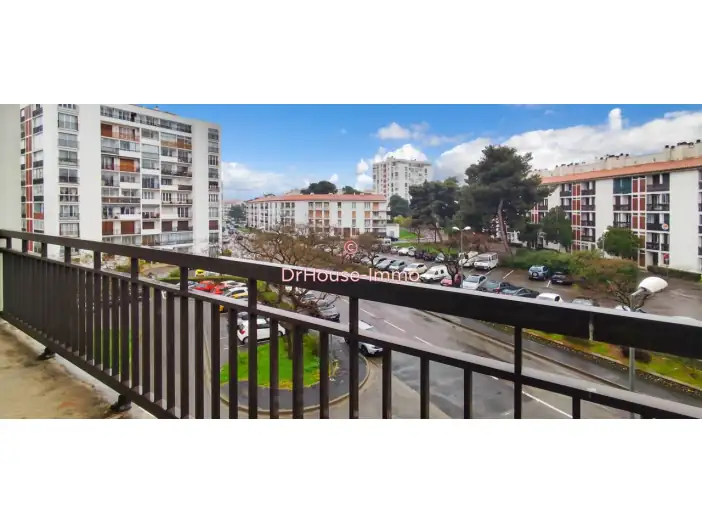 Image des la section Servies