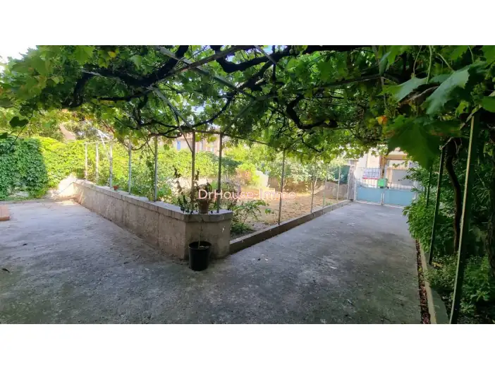 Maison 4 pièces de 76 m² - Avignon (84000)