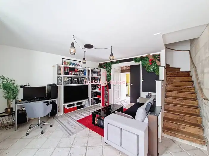 Maison 3 pièces de 70 m² - Niort (79000)