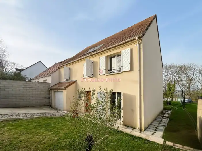 Maison 5 pièces de 126 m² - Sammeron (77260)