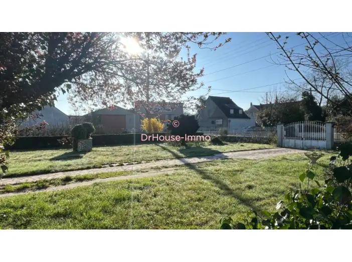 Terrain 4 pièces de 1 480 m² - Chambray-lès-Tours (37170)