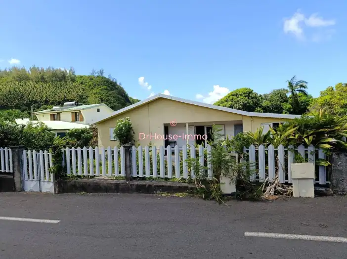 Maison 3 pièces de 100 m² - Saint-Joseph (97480)