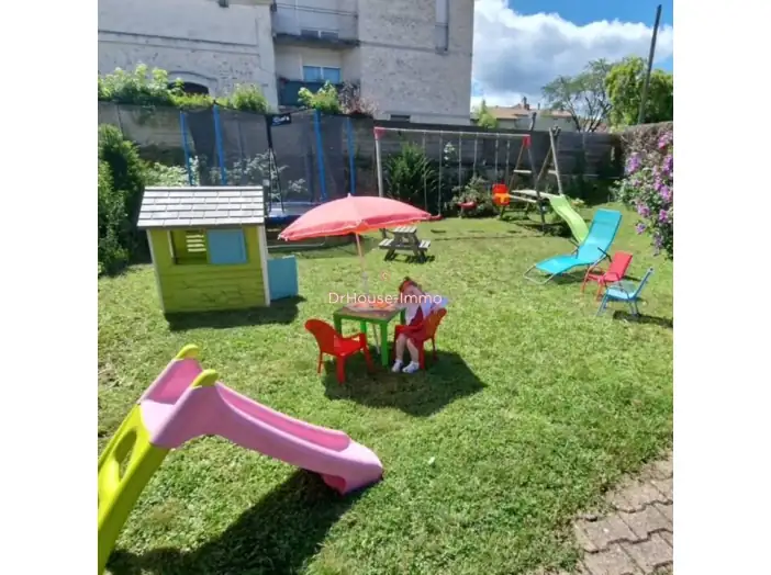 Maison 4 pièces de 109 m² - La Couronne (16400)