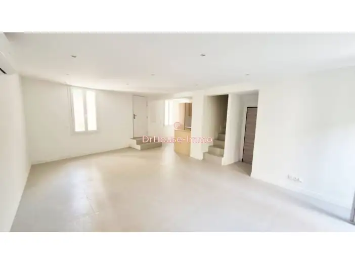 Maison 4 pièces de 90 m² - Marseille (13004)