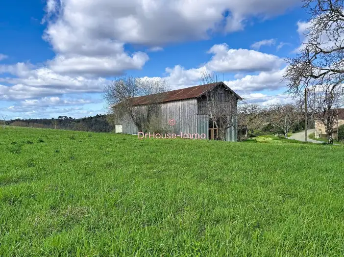 Grange de 220 m² - Saint-Front-sur-Lémance (47500)