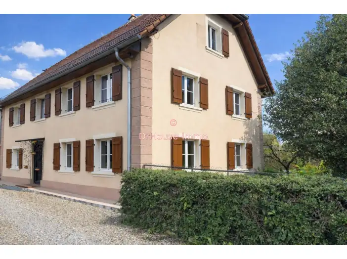 Maison 7 pièces de 196 m² - Balschwiller (68210)