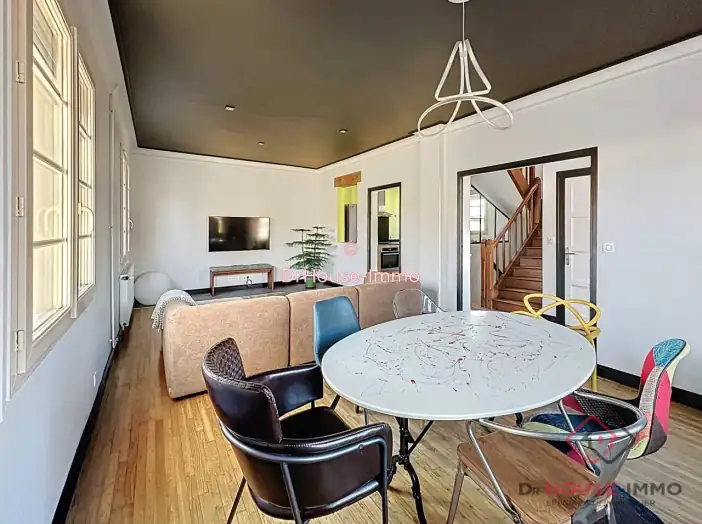 Image des la section Servies