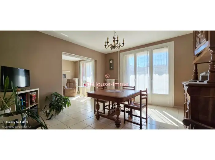 Appartement 4 pièces de 75 m² - Saint-Étienne (42100)