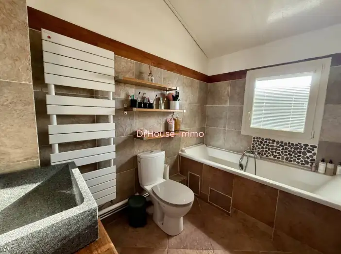 Image des la section Servies