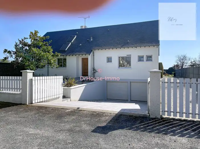 Maison 8 pièces de 193 m² - Ingré (45140)